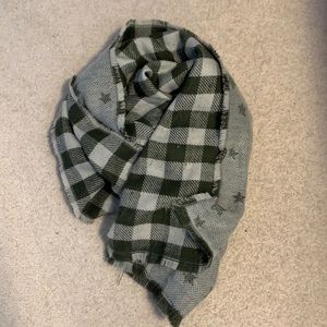 Lord and Taylor Scarf Reversible Green Star Pattern EUC